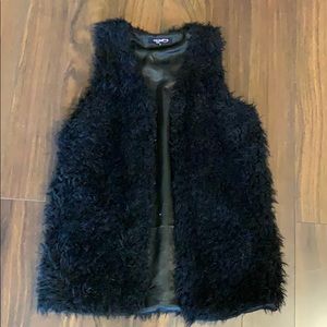 Faux fur black vest